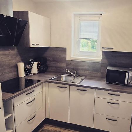 Bora Appartements 1 Mit 4 Schlafzimmer Цел ам Зее Екстериор снимка