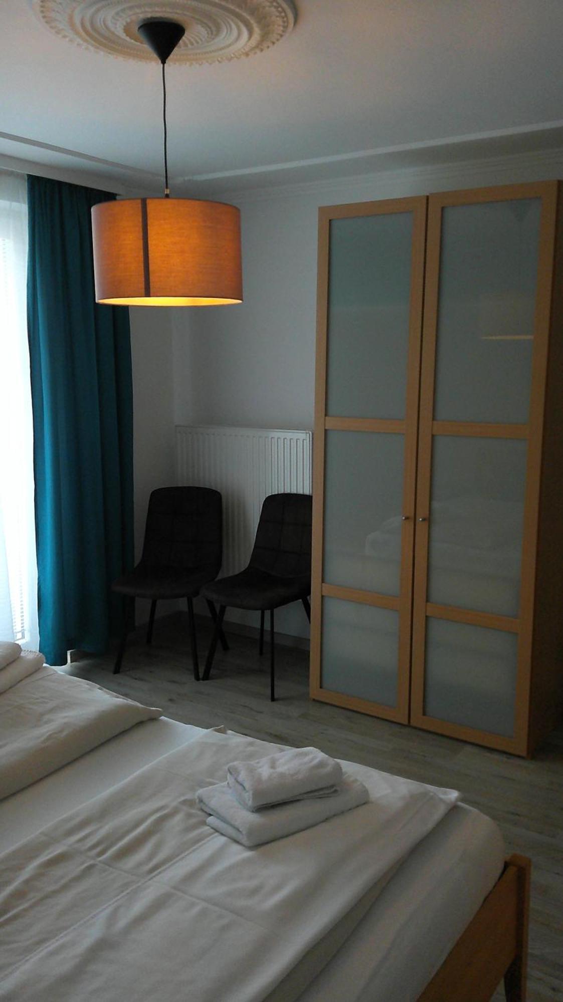 Bora Appartements 1 Mit 4 Schlafzimmer Цел ам Зее Екстериор снимка