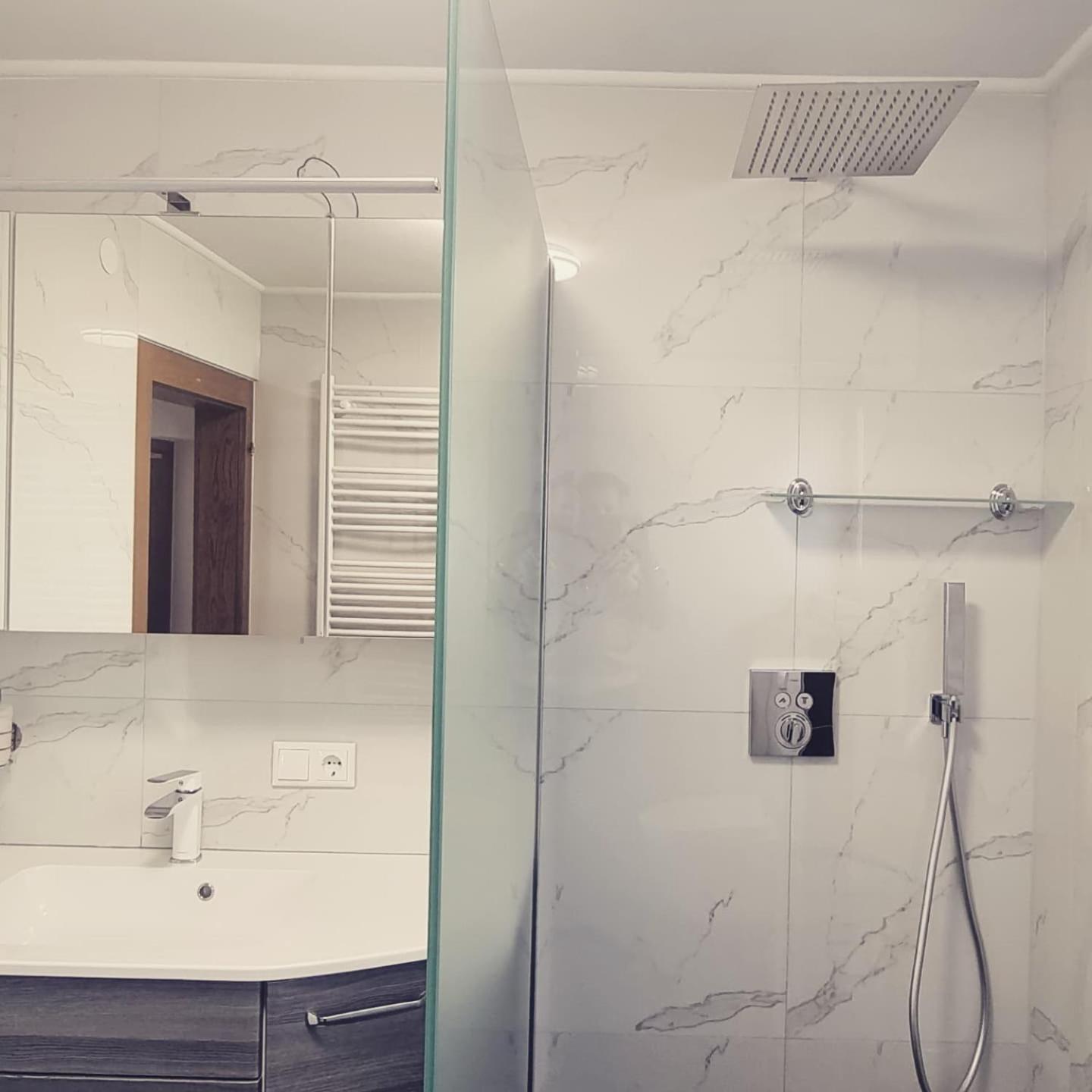 Bora Appartements 1 Mit 4 Schlafzimmer Цел ам Зее Екстериор снимка