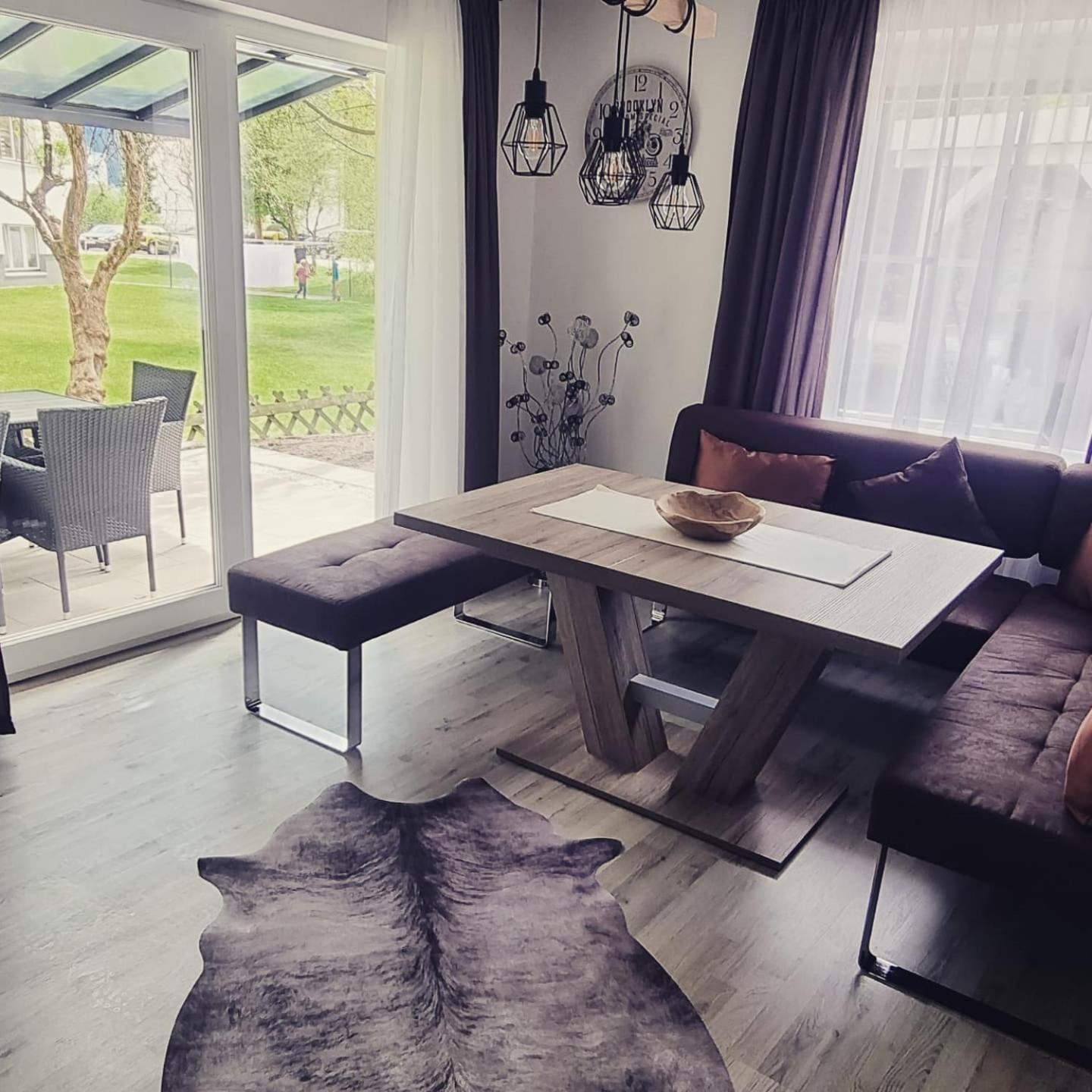 Bora Appartements 1 Mit 4 Schlafzimmer Цел ам Зее Екстериор снимка